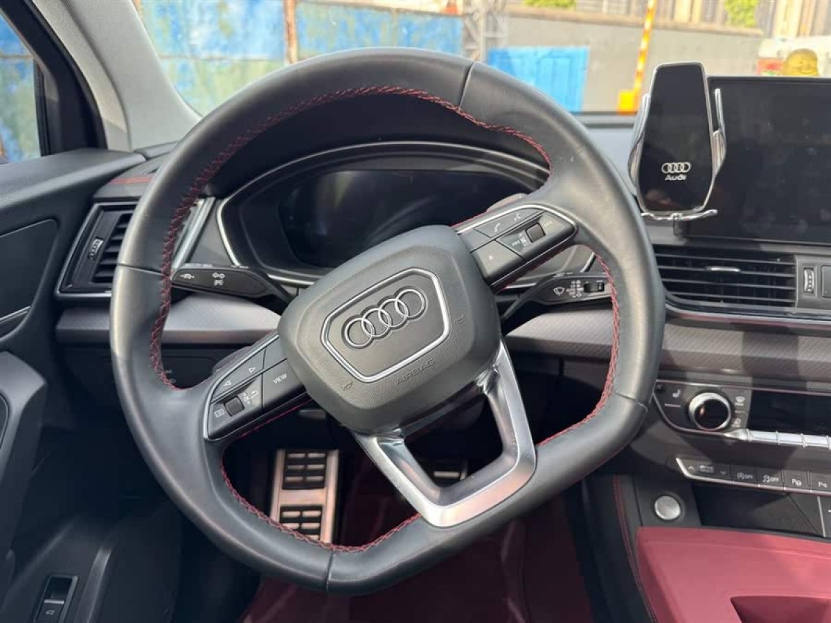 奧迪 奧迪Q5L  2022款 40T RS套件燃速型圖片