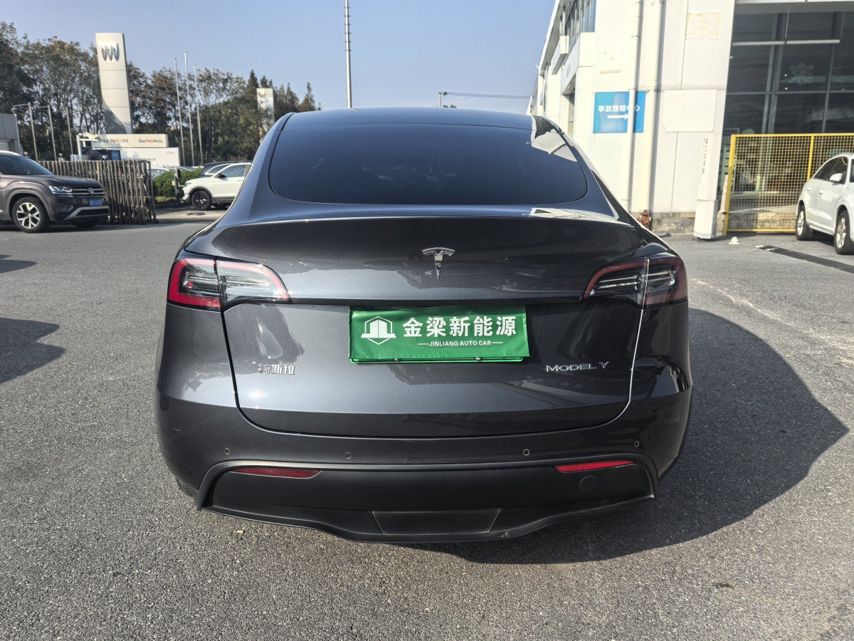 特斯拉 Model Y  2023款 長續(xù)航煥新版 雙電機全輪驅(qū)動圖片