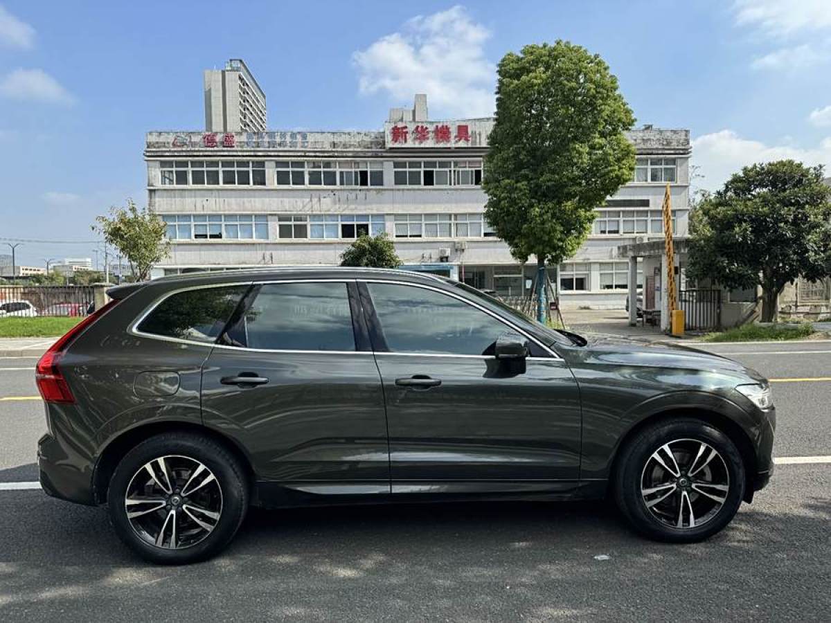 2018年9月沃爾沃 XC60  2019款  T5 四驅(qū)智遠(yuǎn)版 國VI