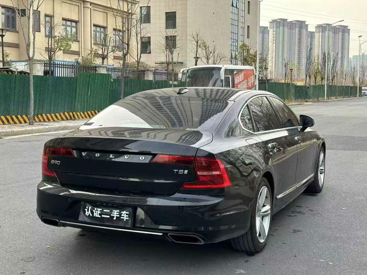 沃爾沃 S90  2019款 T4 智逸版圖片