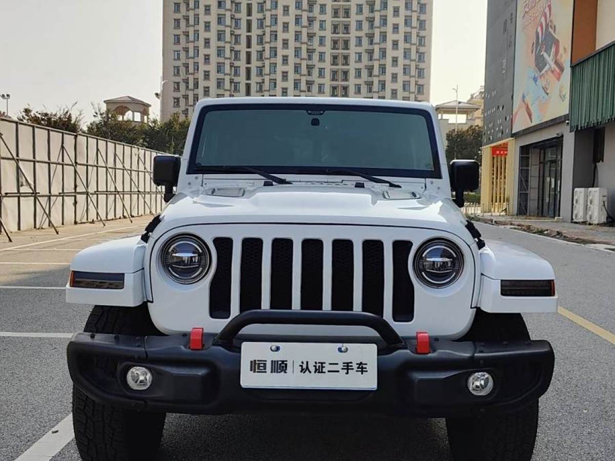 Jeep 牧馬人  2013款 3.6L Sahara 兩門(mén)版圖片