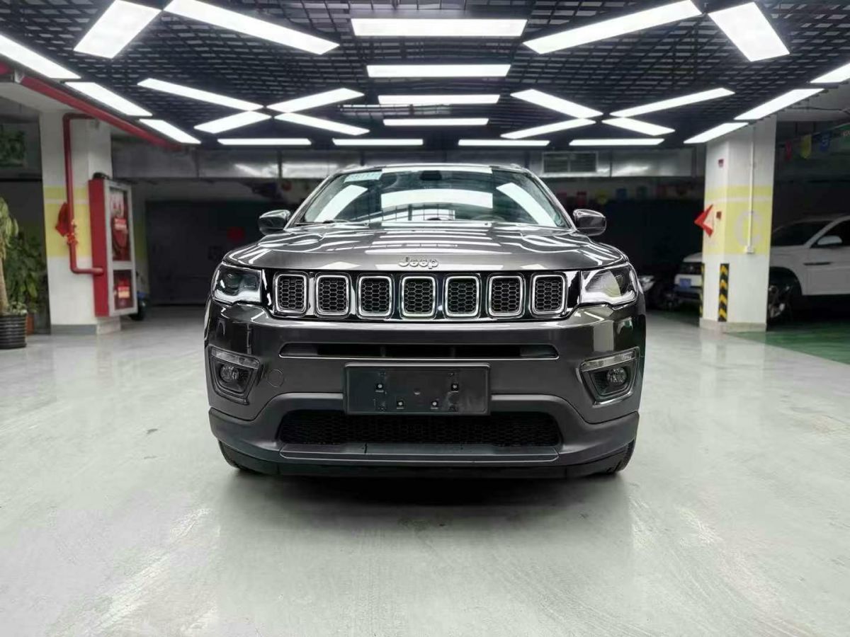 Jeep 指南者  2018款 200T 家享四驅(qū)版圖片