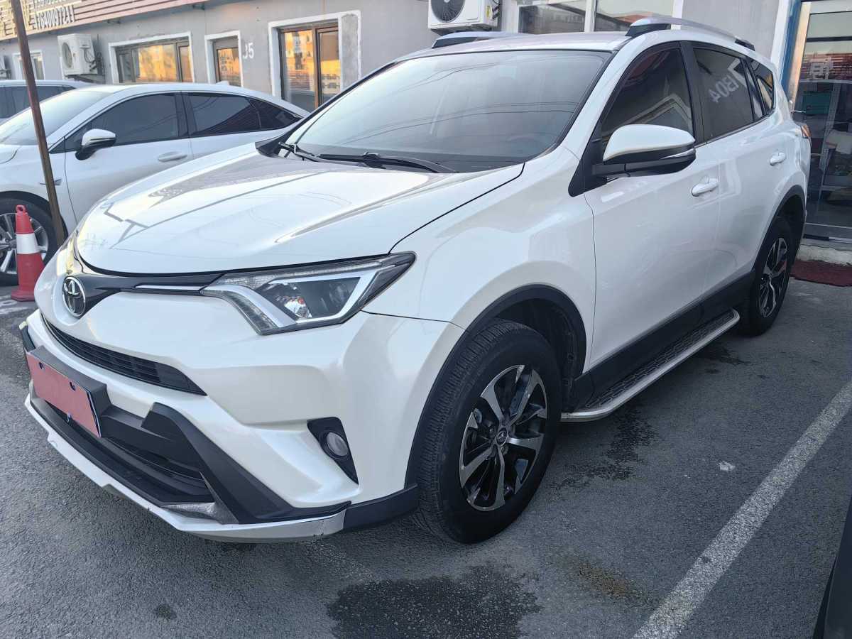 豐田 RAV4  2018款 榮放 2.0L CVT兩驅(qū)風(fēng)尚版圖片