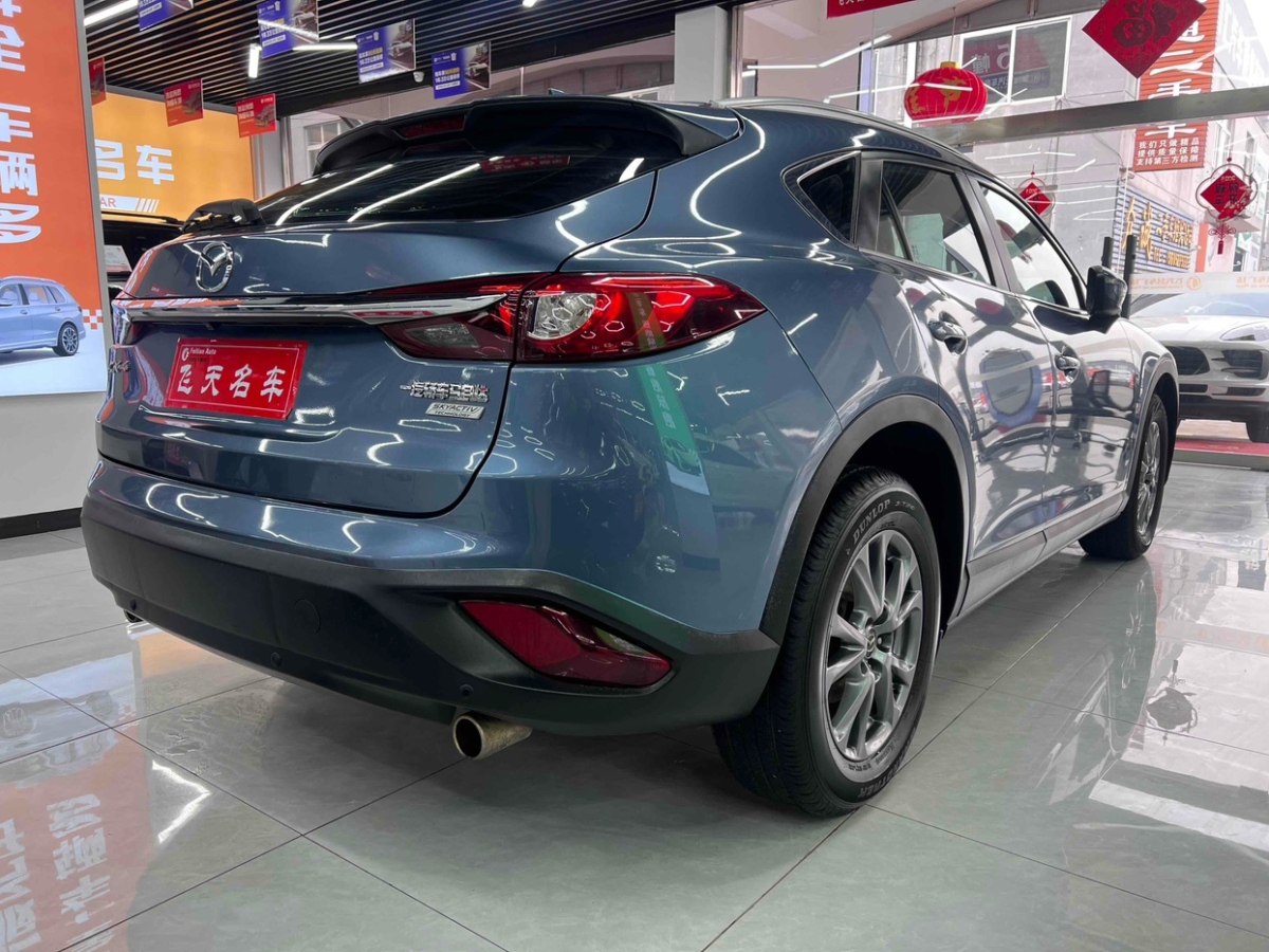 馬自達 CX-4  2018款 2.0L 自動兩驅(qū)藍天品位升級版圖片