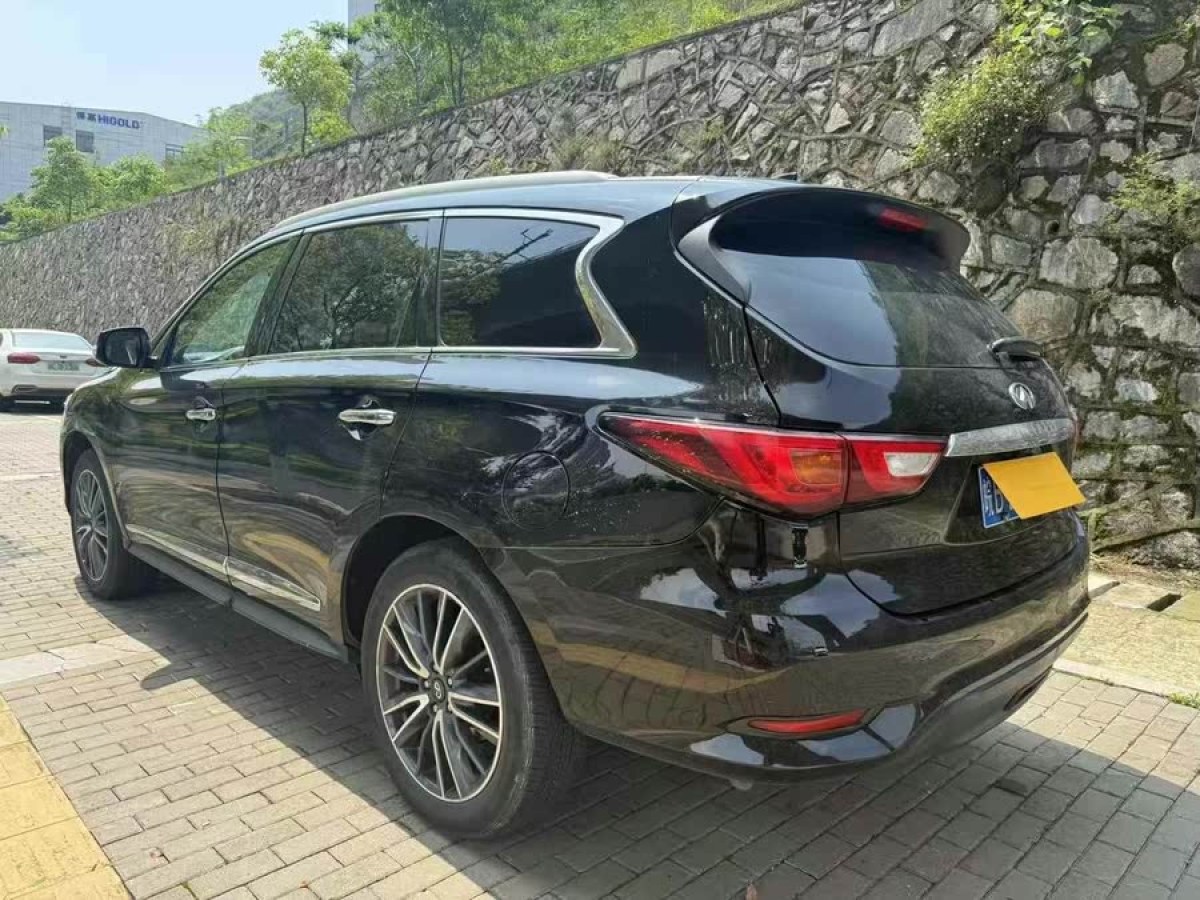 英菲尼迪 QX60  2020款 2.5 S/C Hybrid 兩驅(qū)卓越版 國VI圖片