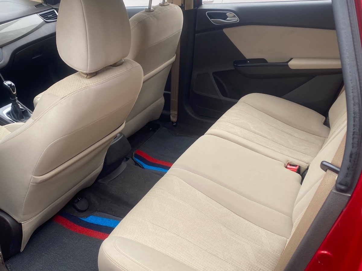 寶駿 310W  2019款  1.5L 手動時尚型 國VI圖片