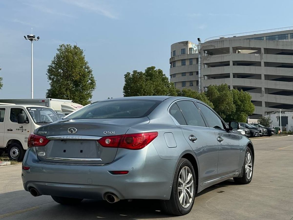 英菲尼迪 Q50L  2015款 2.0T 舒適版圖片