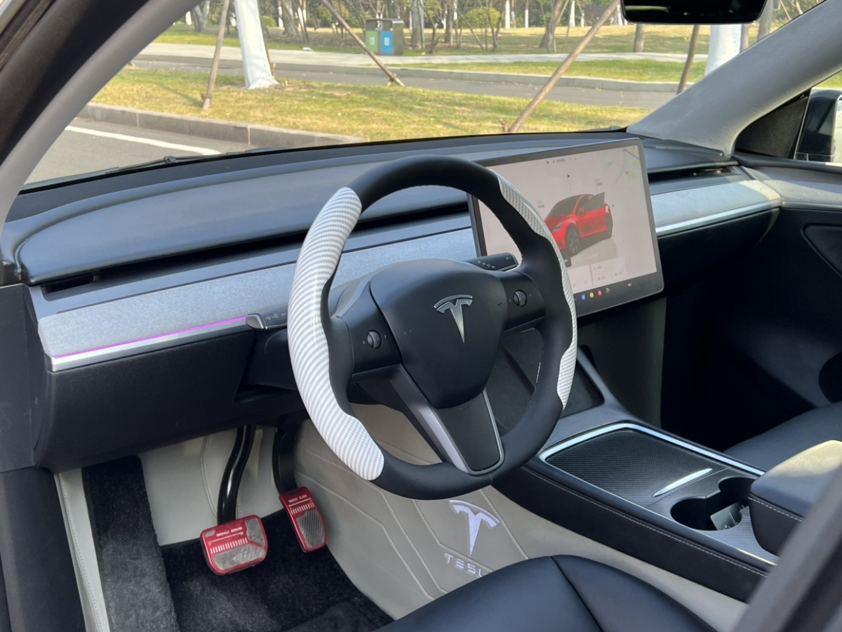 特斯拉 Model Y  2024款 長續(xù)航全輪驅動版圖片