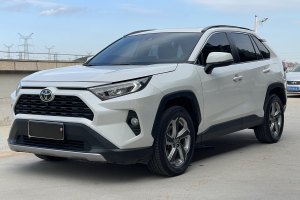 RAV4 丰田 荣放 2.0L CVT两驱风尚版