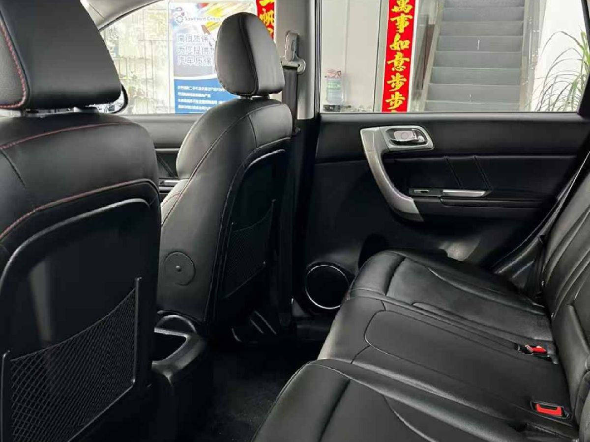 哈弗 H6  2016款 升級版 1.5T 自動兩驅(qū)精英型圖片