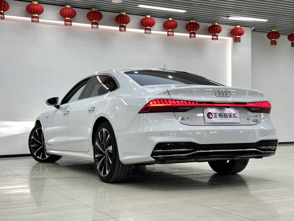 奧迪 奧迪A7L  2022款 45 TFSI quattro S-line 圣騎士圖片