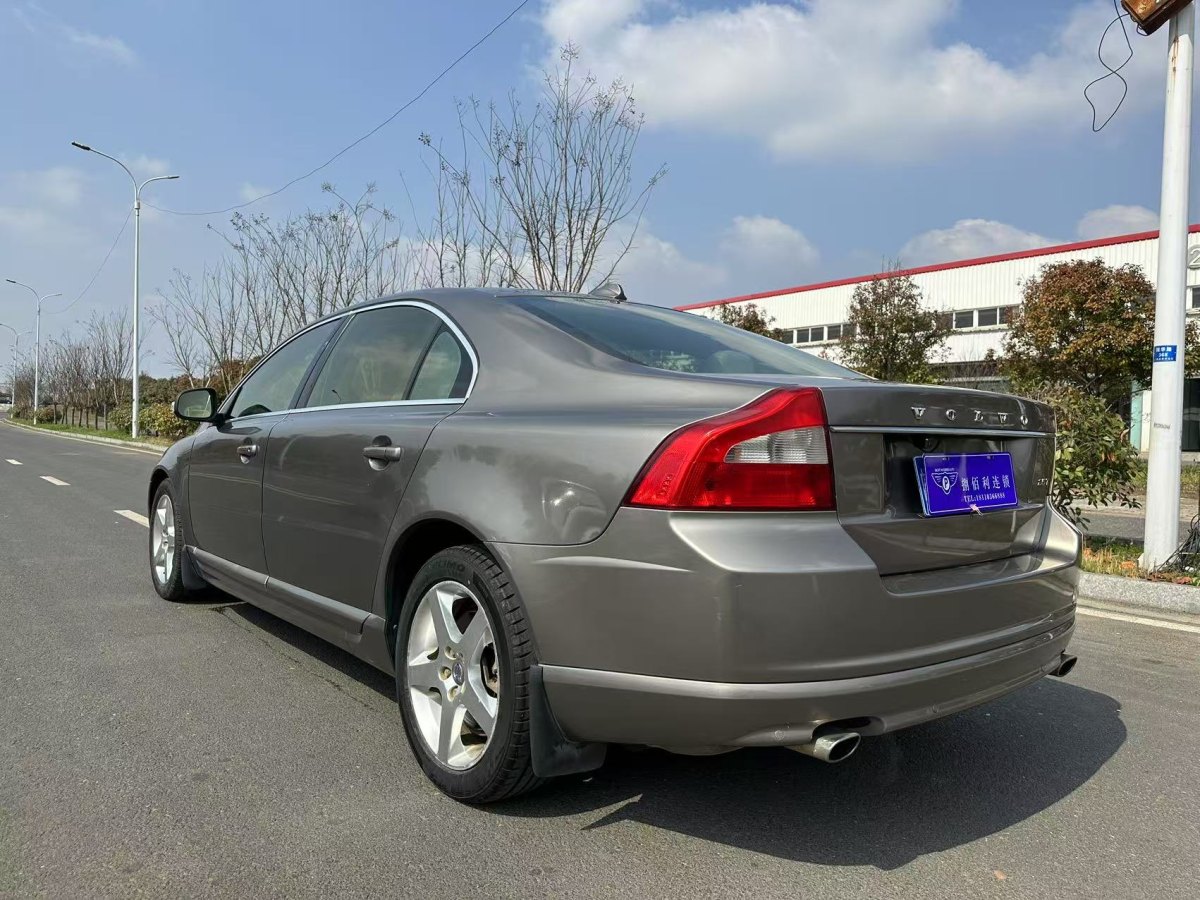 沃爾沃 S80  2010款 S80L 2.5T 智尊版圖片