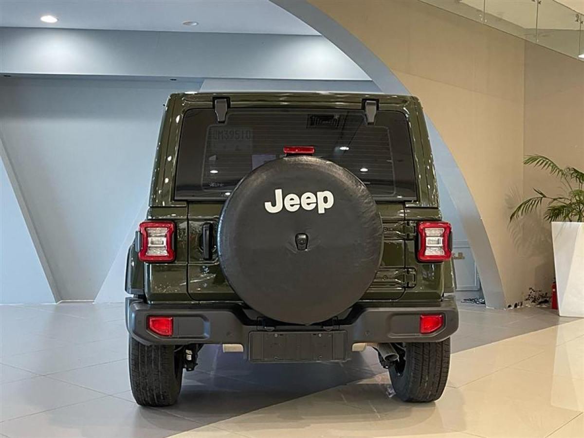 Jeep 牧馬人  2022款 2.0T 高地叢林綠限量版圖片