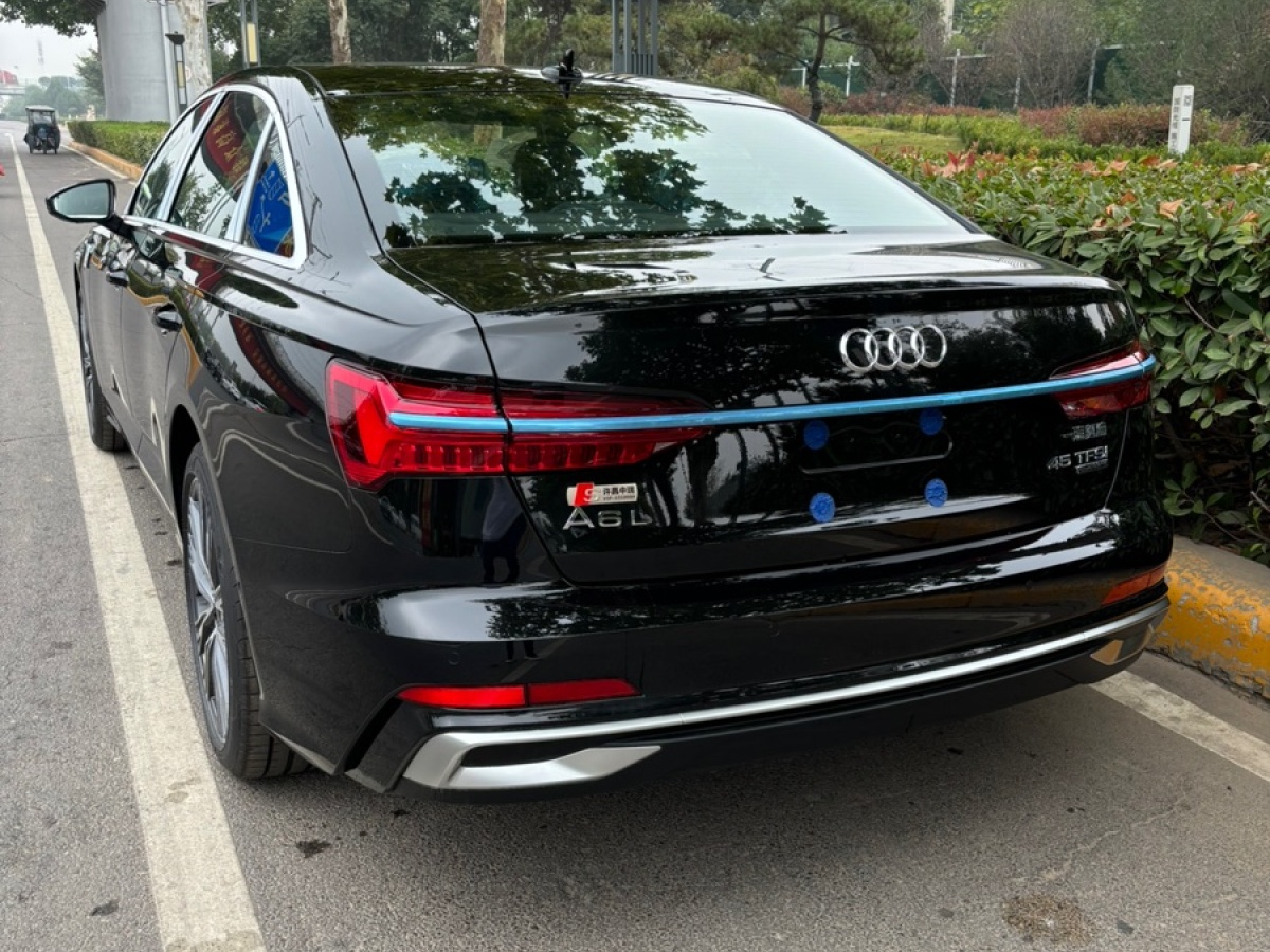 2024年10月奧迪 奧迪A6L  2024款 45 TFSI quattro 臻選動(dòng)感型