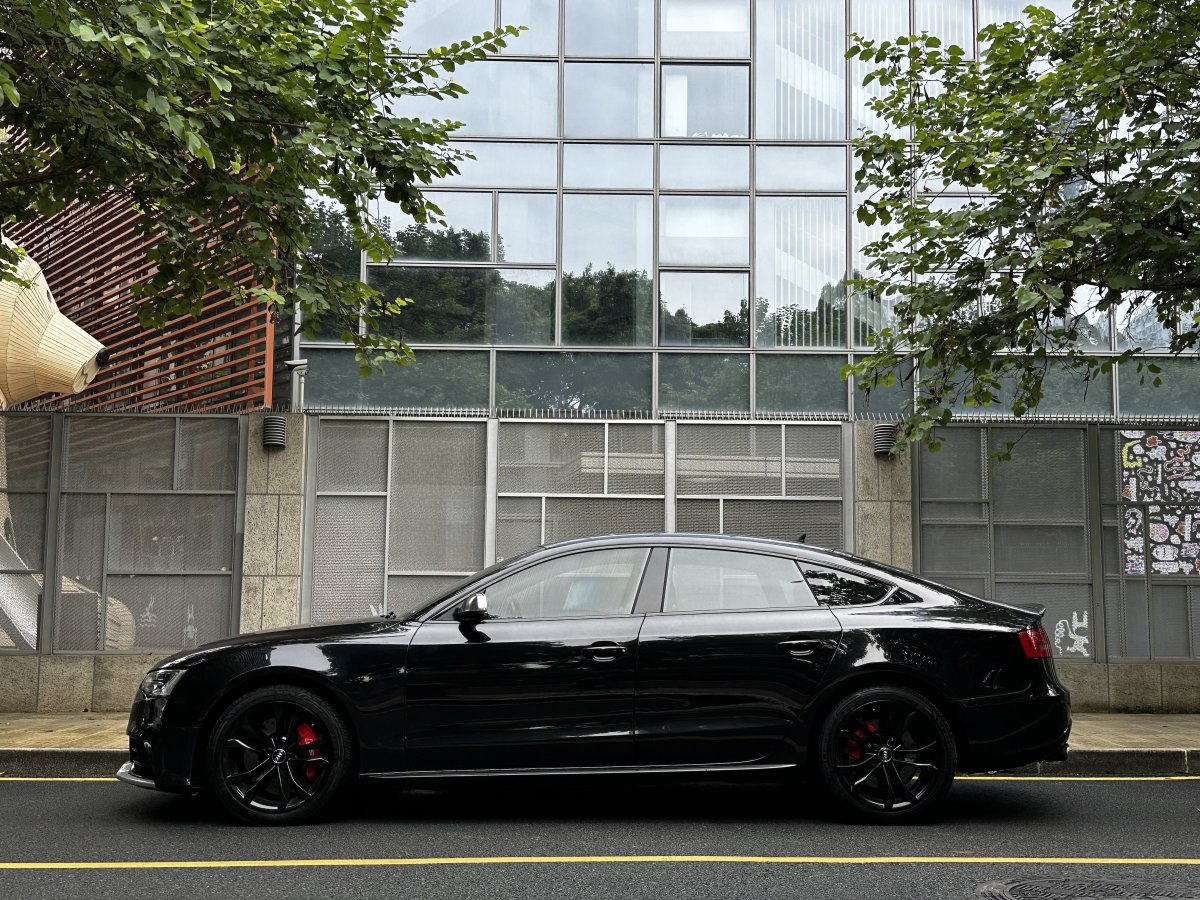 2012年2月奧迪 奧迪S5  2012款 S5 3.0T Sportback