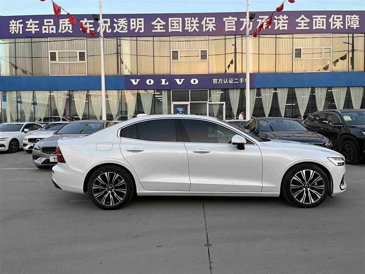 沃爾沃 S60L  2023款 B4 智遠豪華版圖片