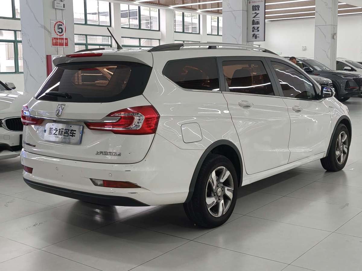 宝骏 310W  2017款 1.5L 手动豪华型图片