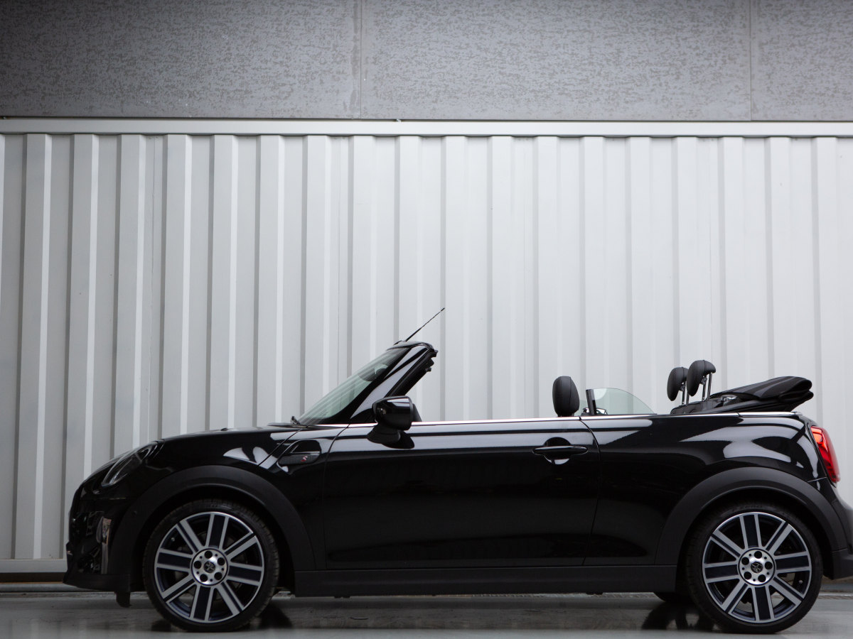 2024年5月MINI MINI  2023款 2.0T COOPER S CABRIO 藝術家