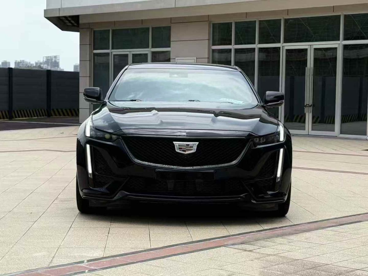 凱迪拉克 XT5  2022款 2.0T 兩驅(qū)豪華型圖片