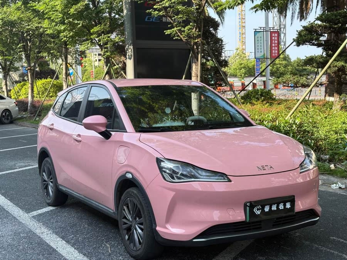 哪吒 哪吒V  2022款 潮 400 Lite 粉色定制款圖片