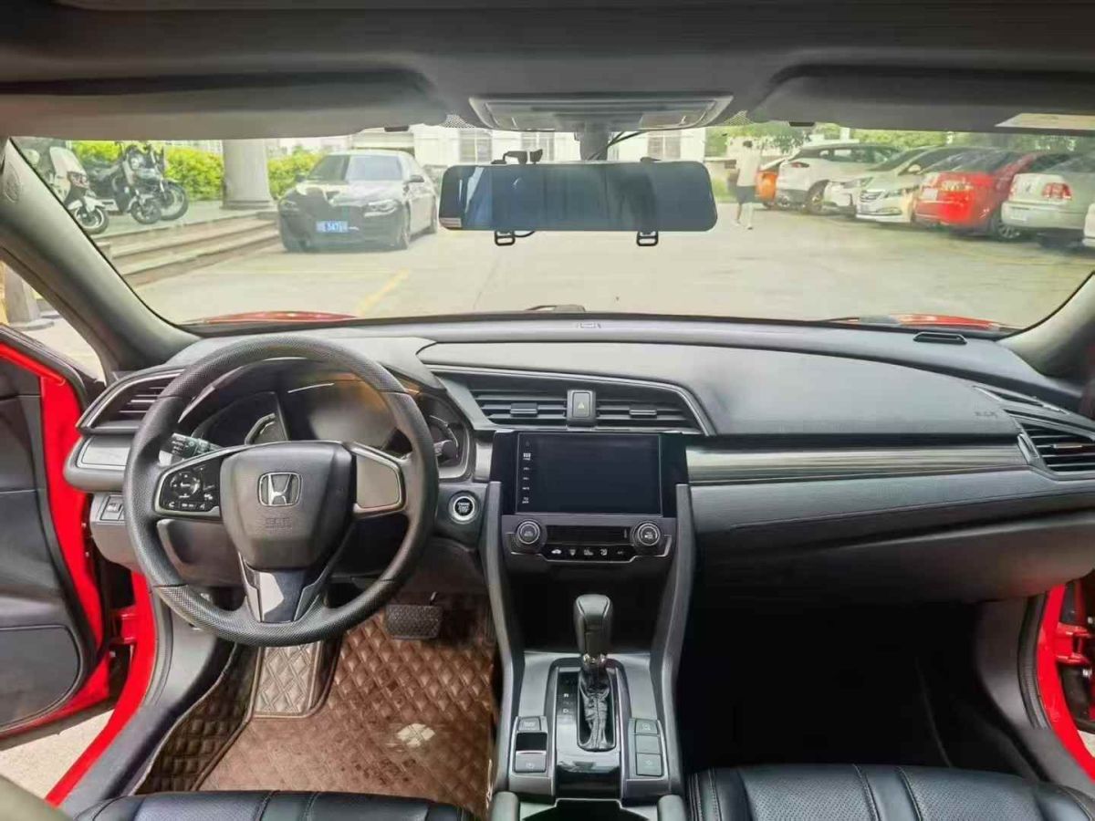 本田 思域  2021款 HATCHBACK 220TURBO CVT新銳控圖片