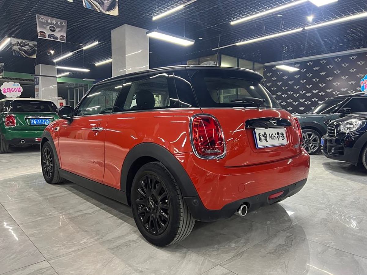 2021年5月MINI MINI  2021款 1.5T COOPER 經(jīng)典派