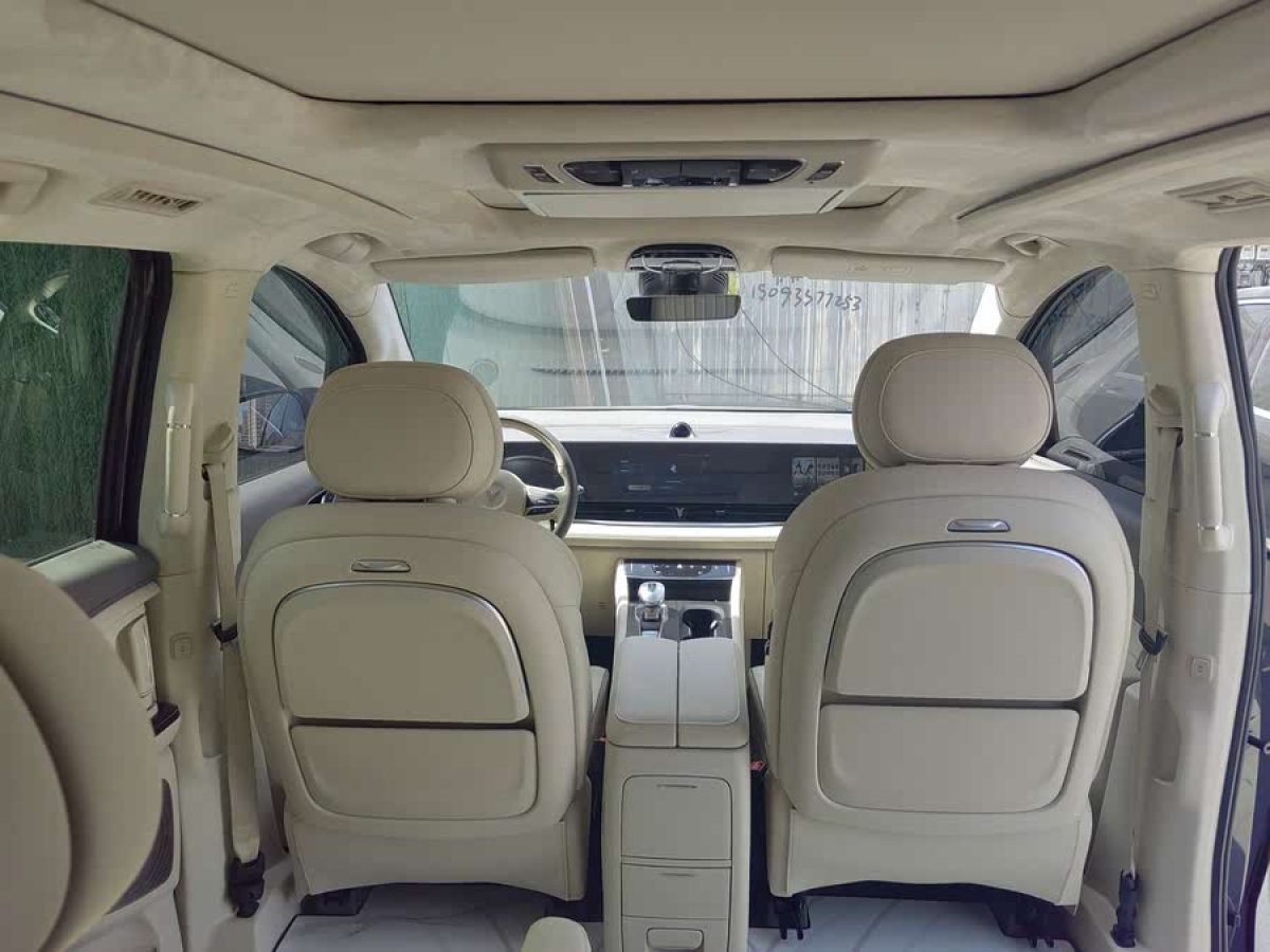 嵐圖 夢(mèng)想家  2024款 PHEV 超長(zhǎng)續(xù)航旗艦版圖片