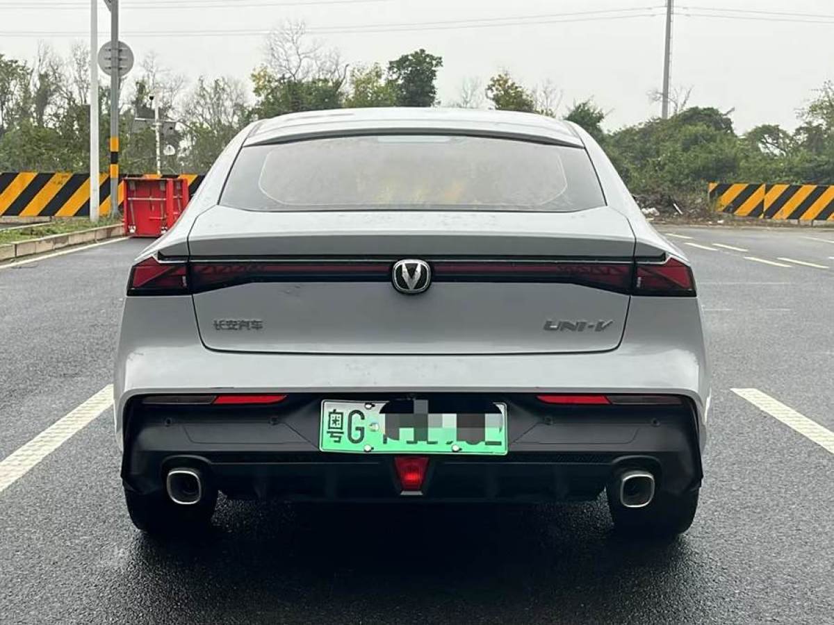 長(zhǎng)安 長(zhǎng)安UNI-V 智電iDD  2023款 智電iDD 1.5T 113km智趣型圖片