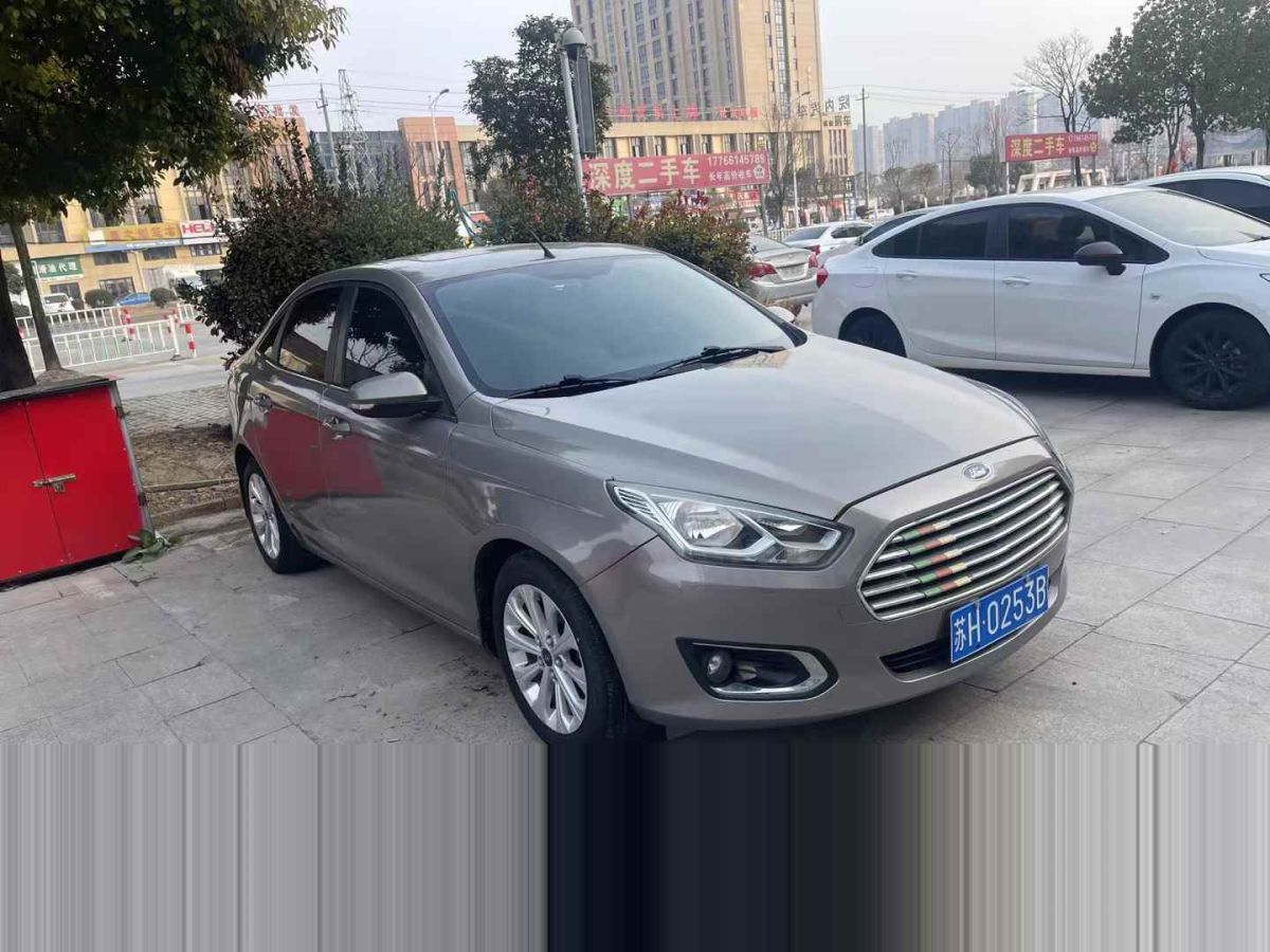 奔馳 奔馳GLC  2021款 GLC 300 4MATIC 轎跑SUV圖片