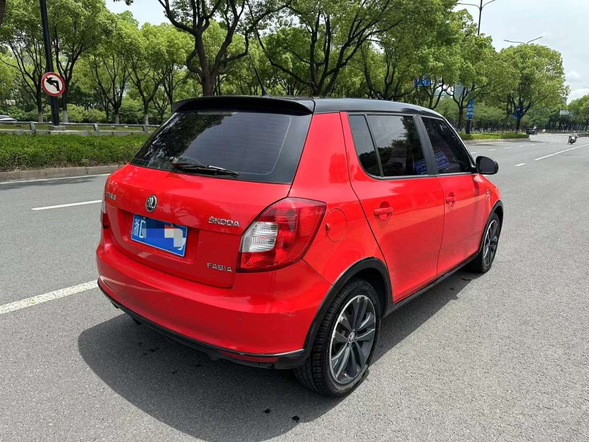 斯柯達(dá) 晶銳  2014款 1.6L 自動(dòng)Monte carlo版圖片