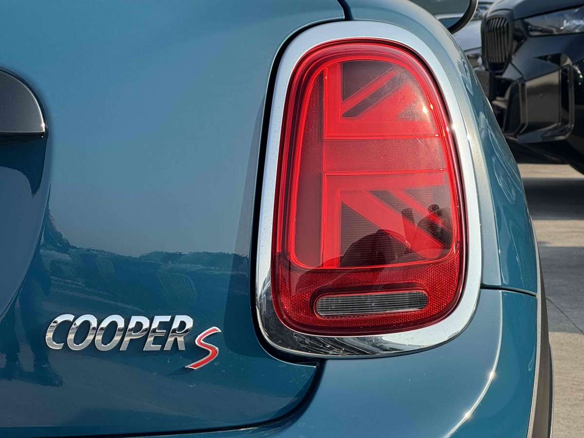 MINI MINI  2020款 2.0T COOPER S 藝術(shù)家圖片