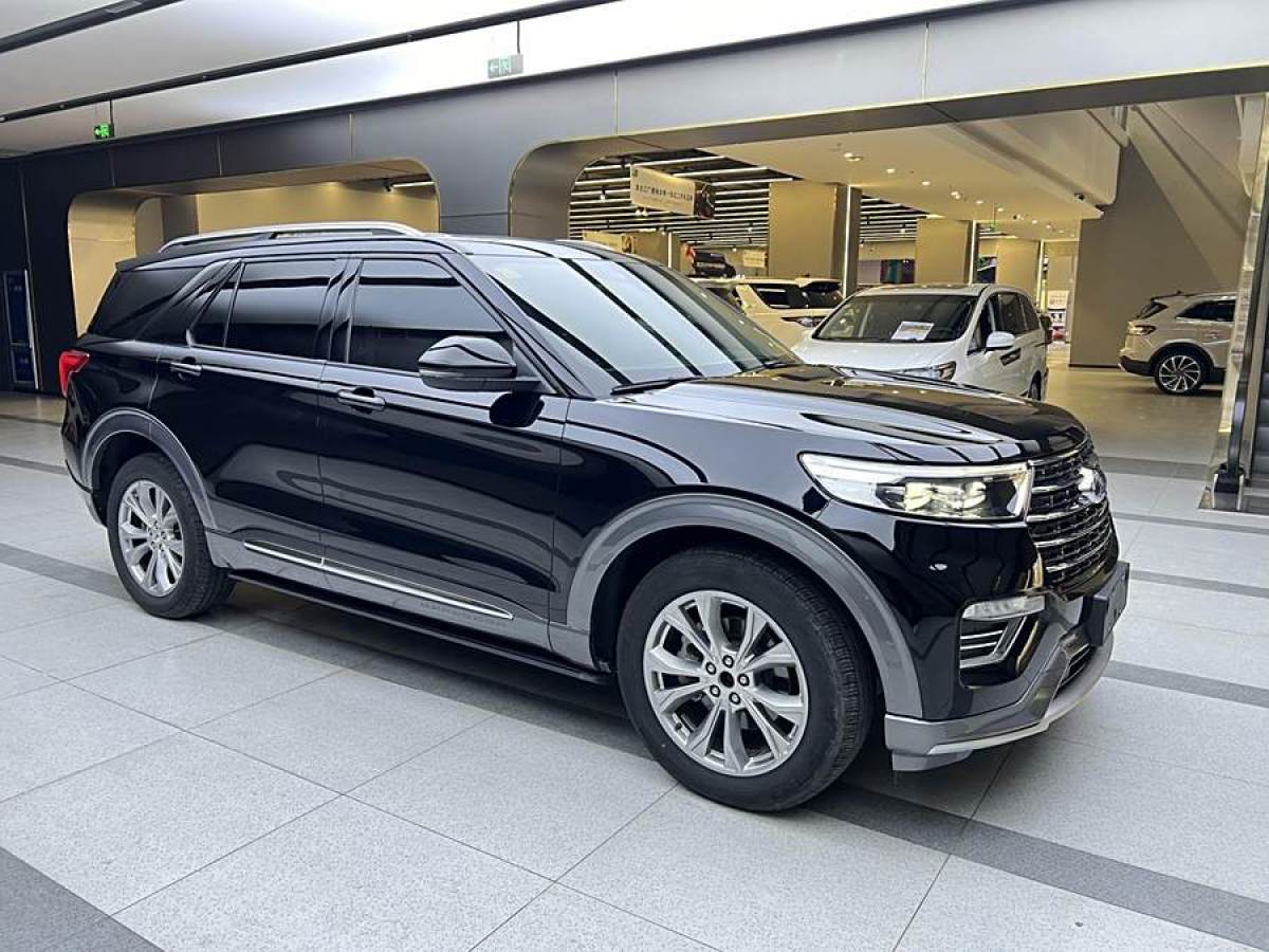 福特 探險(xiǎn)者  2020款 EcoBoost 285 四驅(qū)風(fēng)尚版 6座圖片