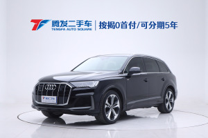 奥迪Q7 奥迪 55 TFSI quattro S line尊贵型