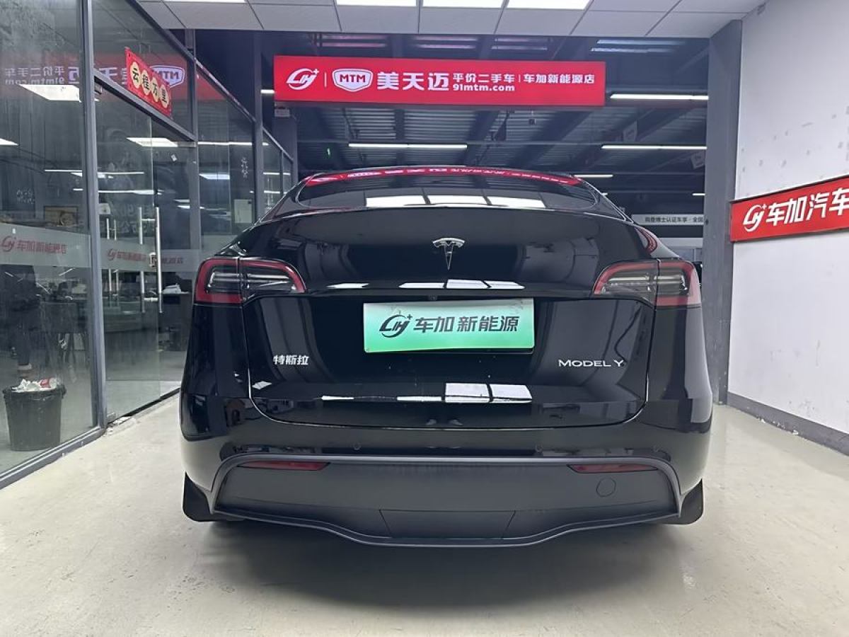 特斯拉 Model 3  2022款 后輪驅(qū)動版圖片