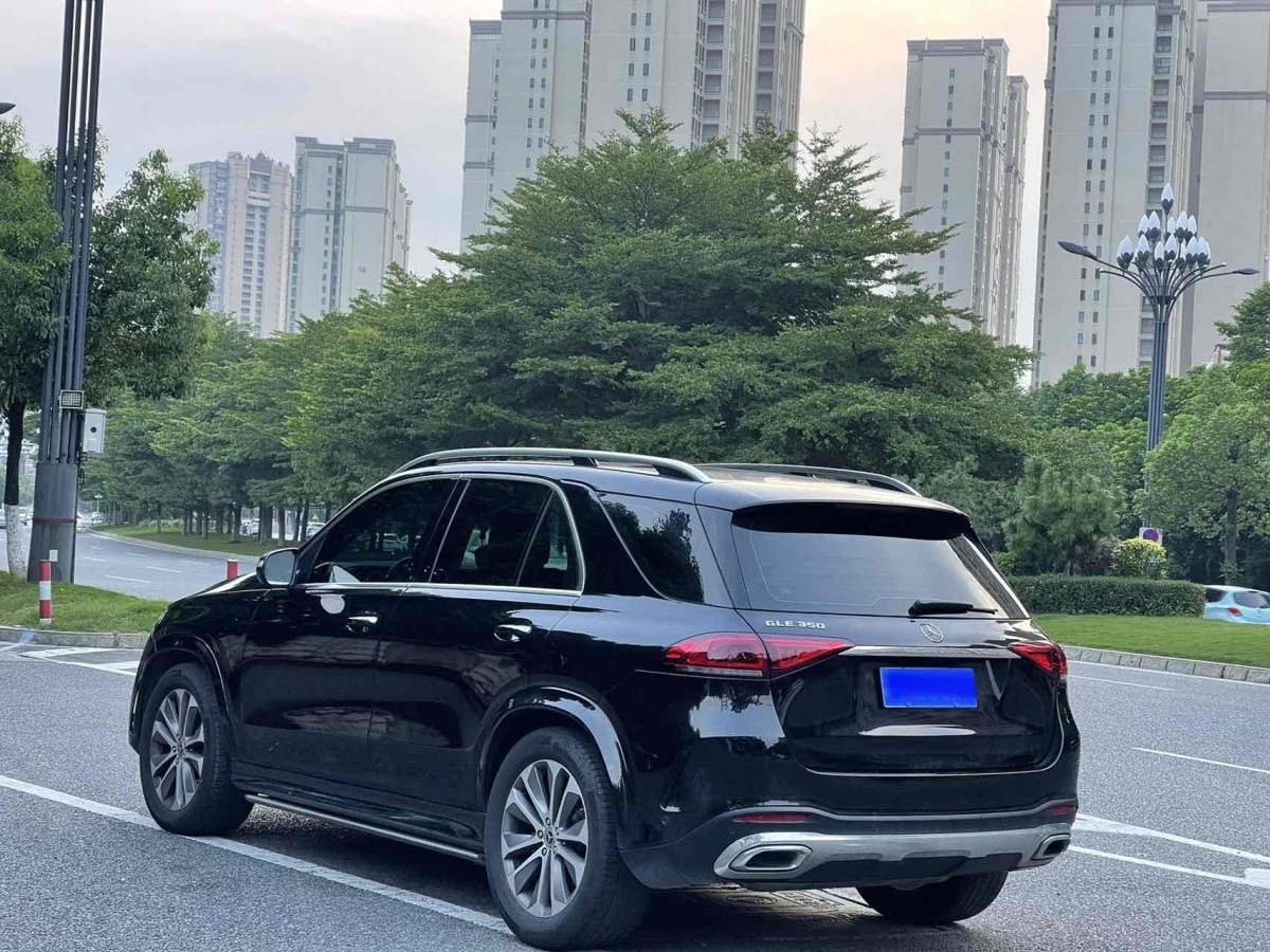 奔馳 奔馳GLE  2022款 改款 GLE 350 4MATIC 時尚型圖片