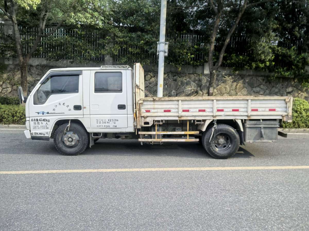 2016年11月江鈴 江鈴順達雙排工程車貨車