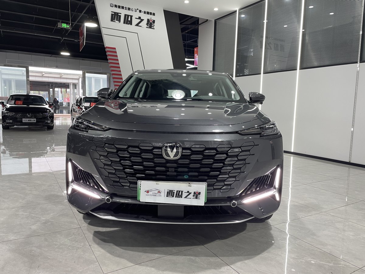 2023年11月長(zhǎng)安 長(zhǎng)安UNI-K新能源  2023款 智電iDD 1.5T 135km智趣型