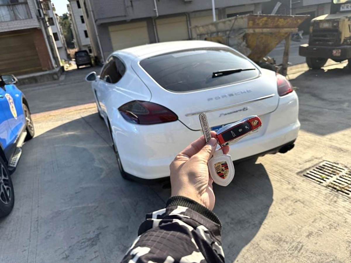 保時(shí)捷 Panamera  2010款 Panamera 4S 4.8L圖片