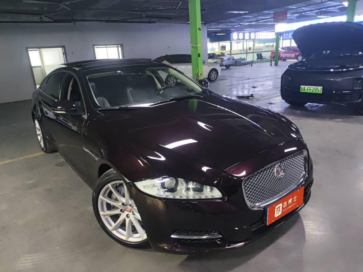 2014年9月捷豹 XJ  2014款 XJL 2.0T 兩驅(qū)尊享商務(wù)版