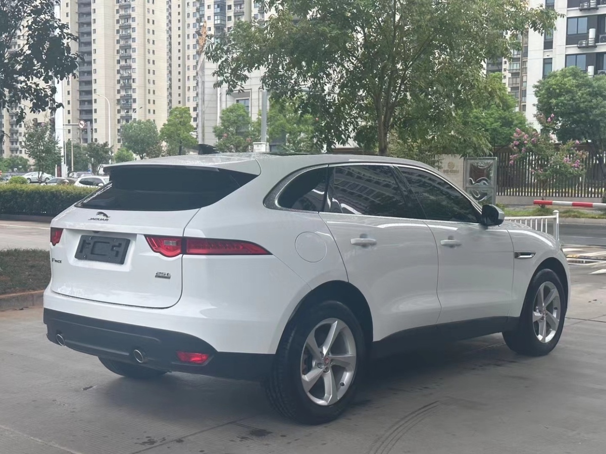 捷豹 F-PACE  2020款 2.0T 都市尊享版圖片