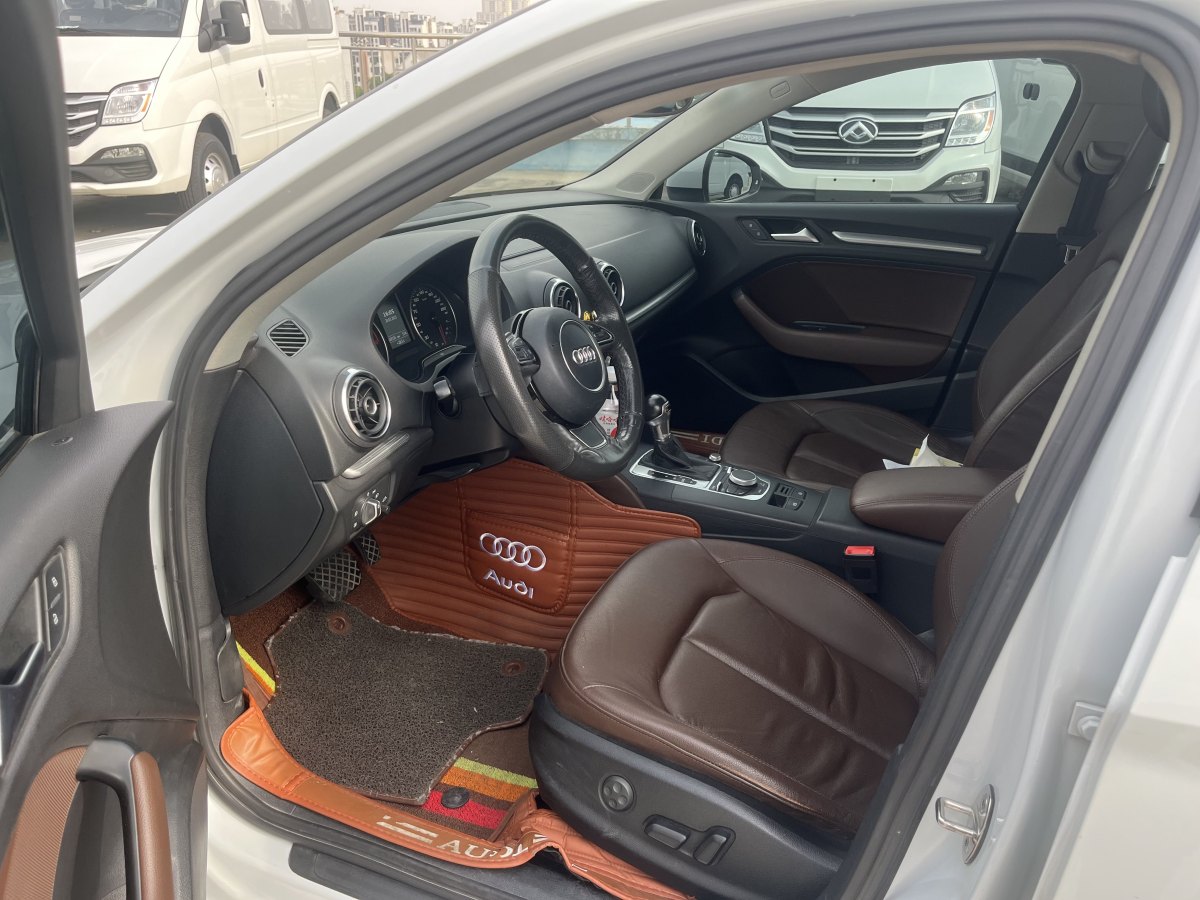 奧迪 奧迪A3  2016款 Limousine 35 TFSI 風(fēng)尚型圖片