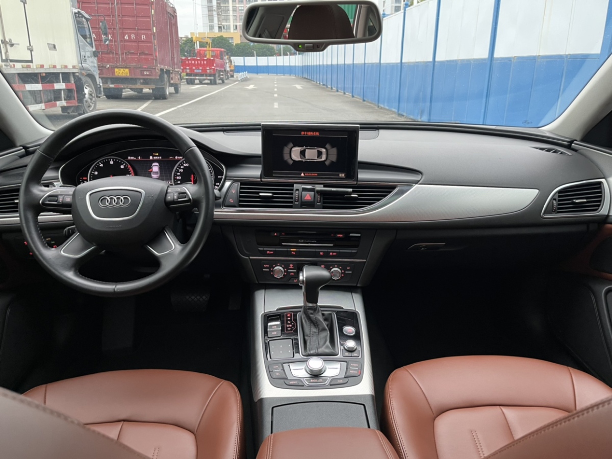 奧迪 奧迪A6L  2014款 TFSI 標(biāo)準(zhǔn)型圖片