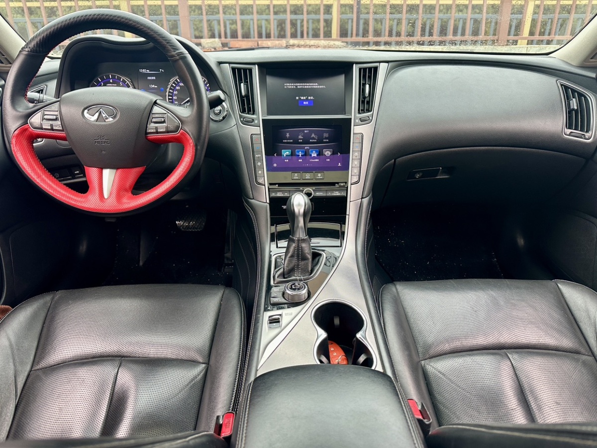 英菲尼迪 Q50L  2016款 2.0T 悅享版圖片