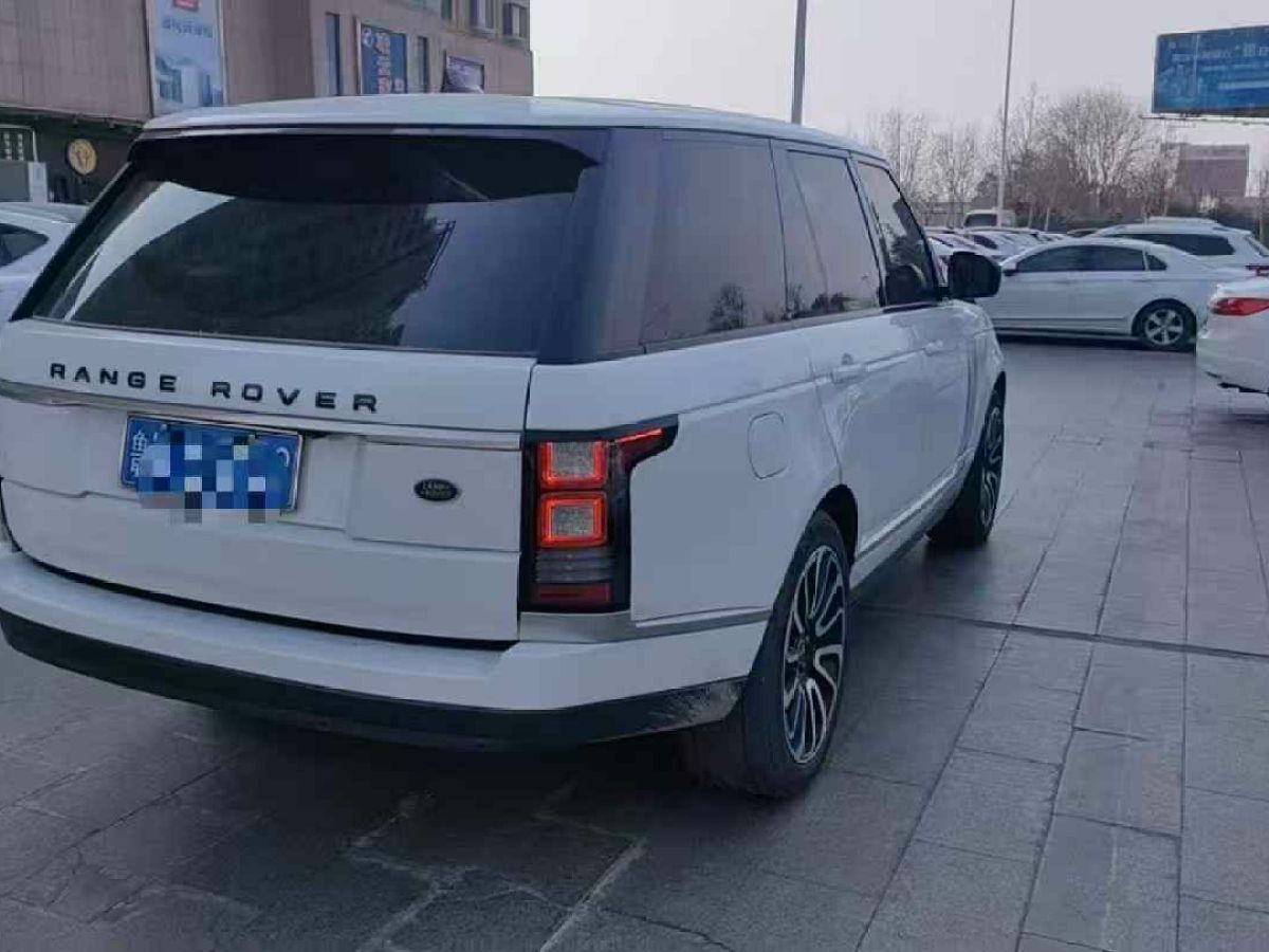 路虎 攬勝  2018款 3.0 V6 SC AB 尊崇創(chuàng)世加長(zhǎng)版圖片
