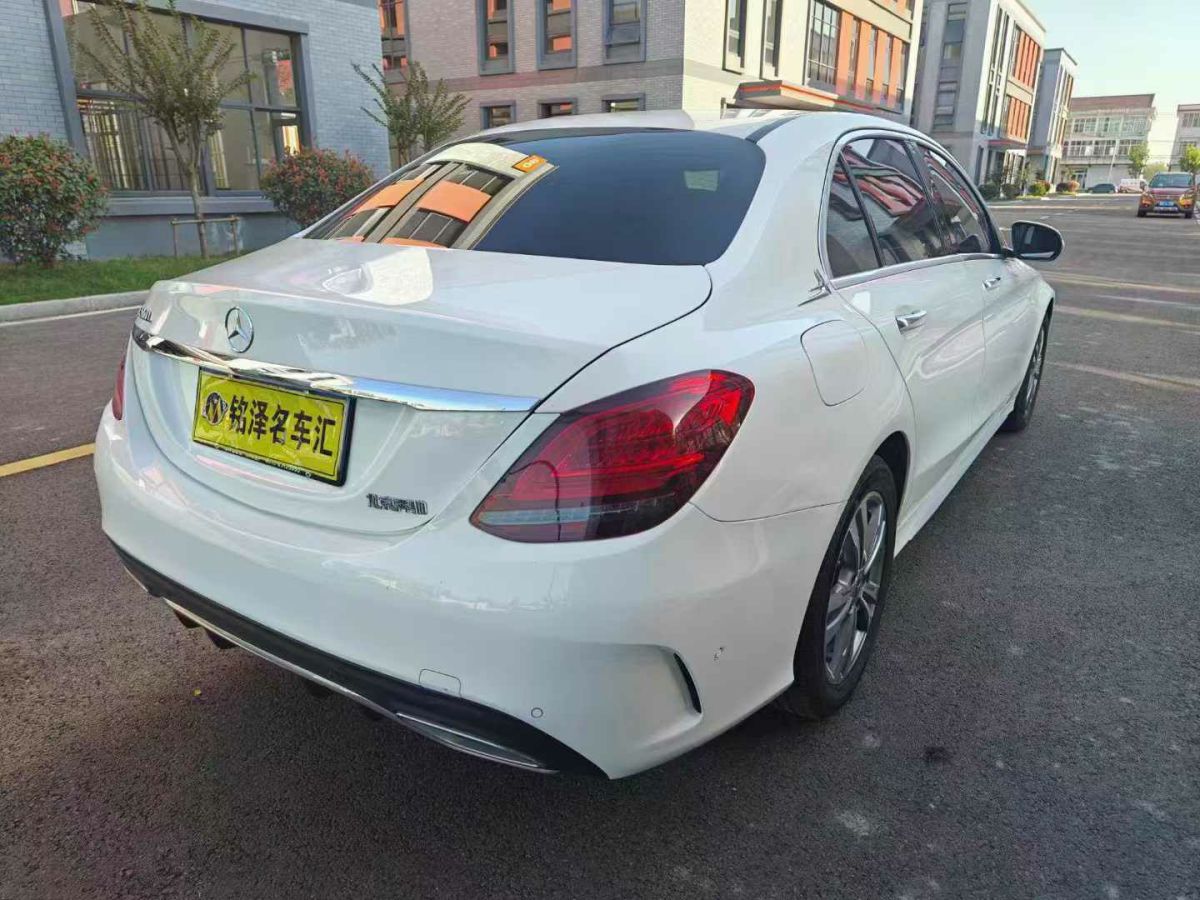 奔馳 奔馳C級(jí)  2020款 C 300 L圖片