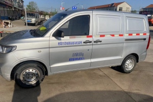五菱宏光 五菱 1.5L改款 S基本型封窗車(chē) 液壓助力LAR