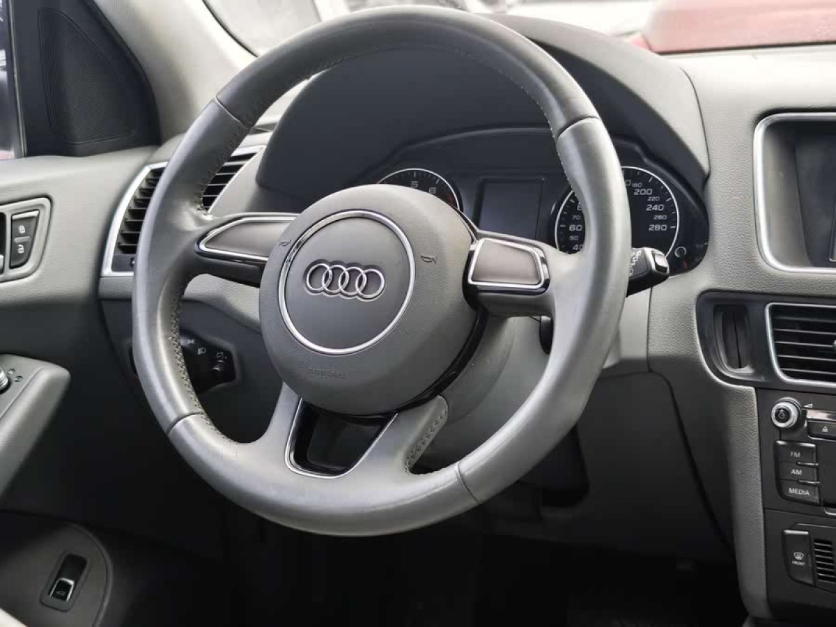 奧迪 奧迪Q5  2015款 40 TFSI 進取型圖片