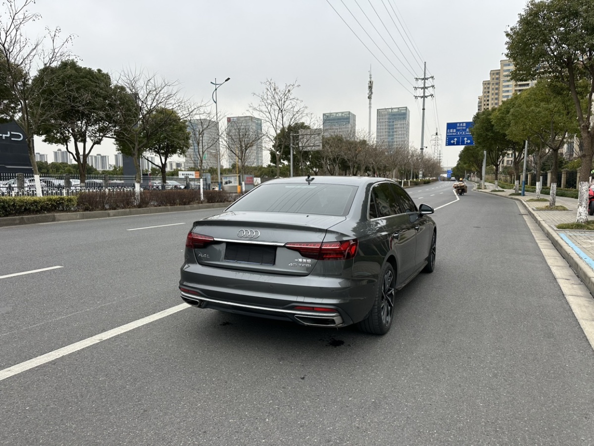 奧迪 奧迪A4L  2022款 40 TFSI 豪華致雅型圖片