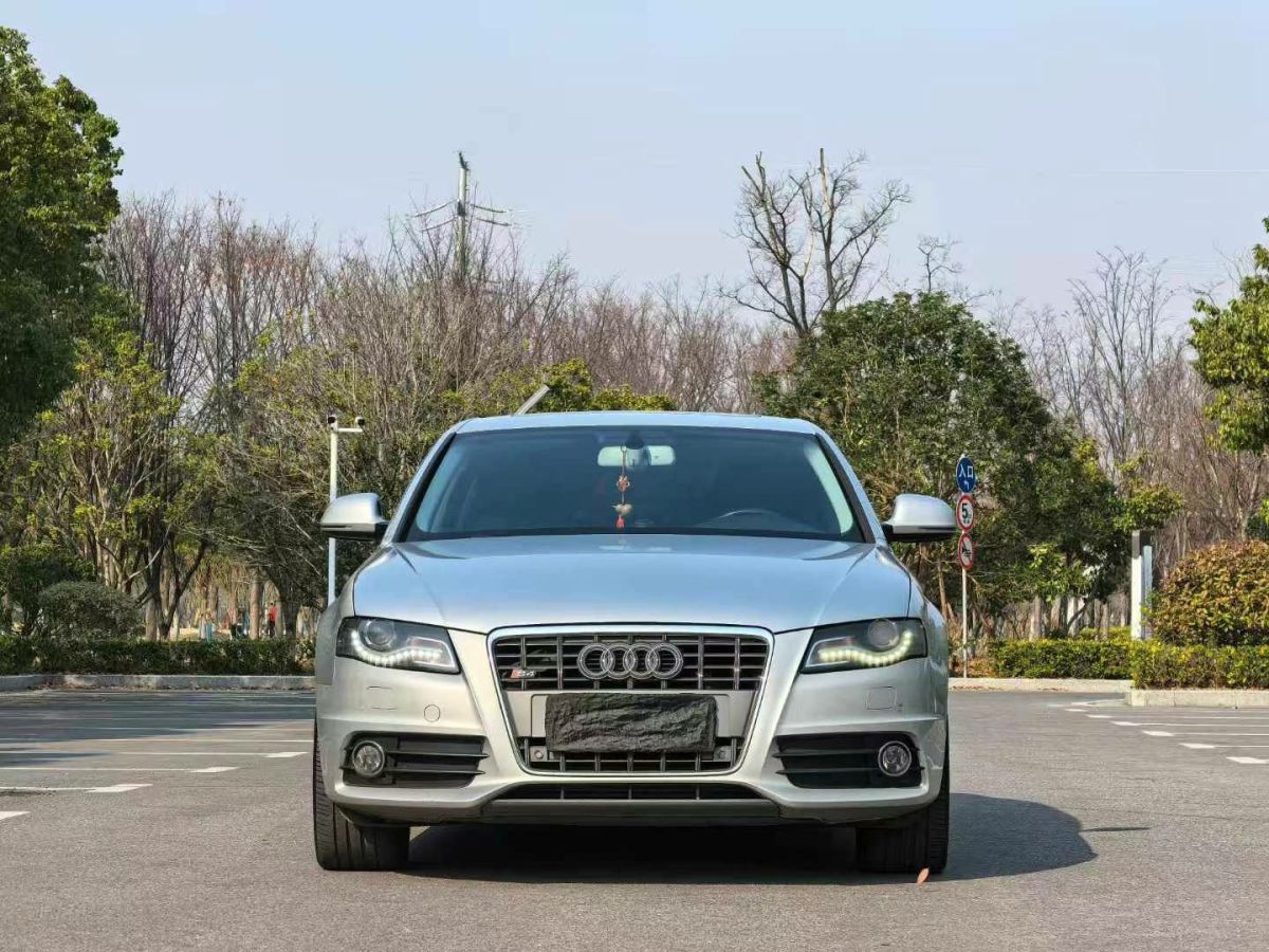 2012年5月奧迪 奧迪A4L  2012款 2.0 TFSI 自動技術型