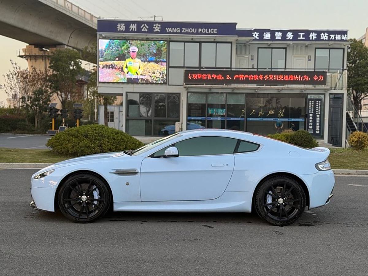 阿斯頓·馬丁 V8 Vantage  2012款 4.7L S Coupe圖片